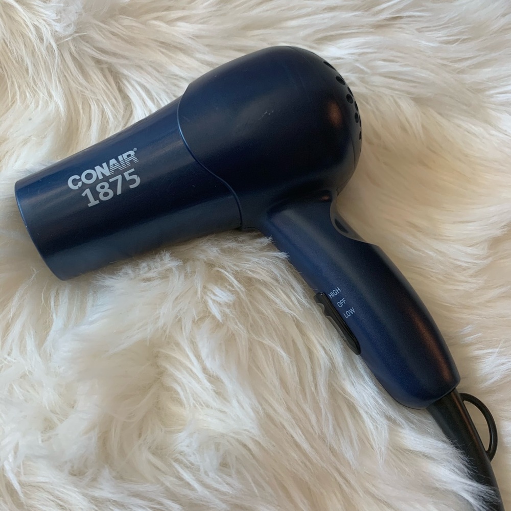 Blow dryer